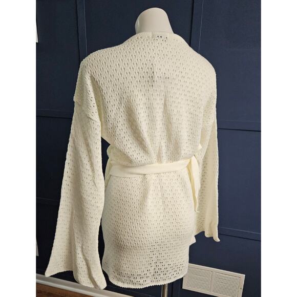 In the Style Cream Sweater Eyelet Wrap Mini Dress sz 6 New - Picture 2 of 7